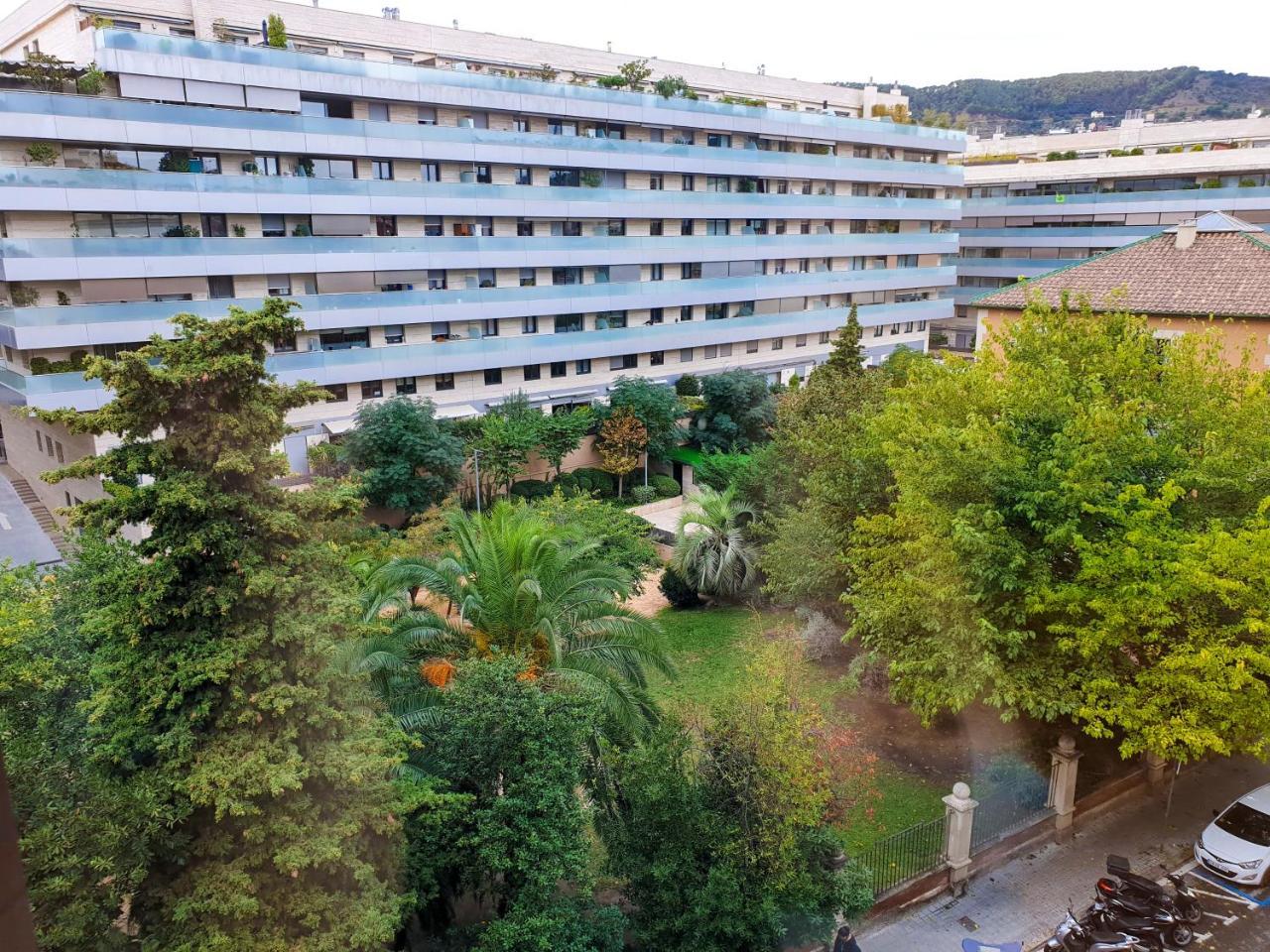 Ginosi Pedralbes Hotel 바르셀로나 외부 사진